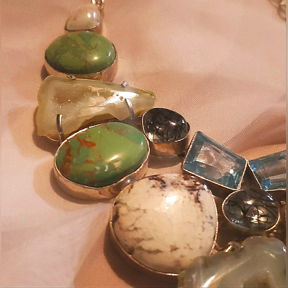 Showstopping Multi-Gemstone Extravaganza Statement Necklace - Picture 8 of 16